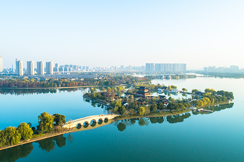 尊龙凯时[苏州景物园林设计,苏州景物园林施工,苏州文物古建修缮,苏州香山制造,苏州园林设计,苏州景物园林设计,苏州园林制造,苏州景物园林制造,苏州古修建修复]