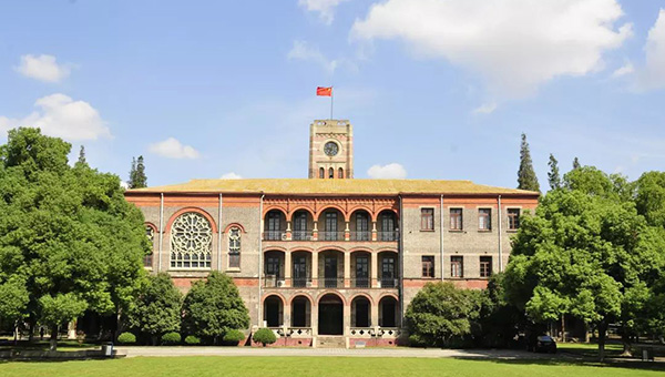 尊龙凯时[苏州景物园林设计,苏州景物园林施工,苏州文物古建修缮,苏州香山制造,苏州园林设计,苏州景物园林设计,苏州园林制造,苏州景物园林制造,苏州古修建修复]