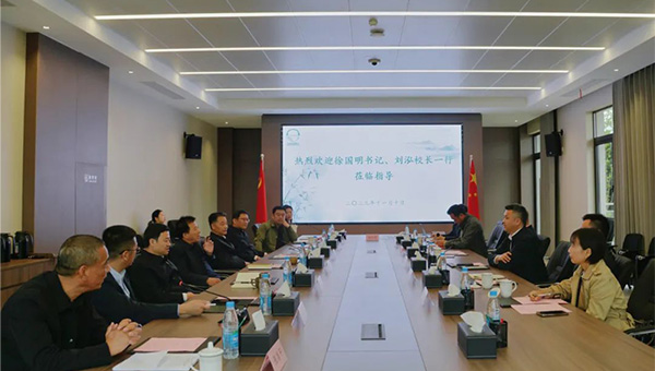尊龙凯时[苏州景物园林设计,苏州景物园林施工,苏州文物古建修缮,苏州香山制造,苏州园林设计,苏州景物园林设计,苏州园林制造,苏州景物园林制造,苏州古修建修复]