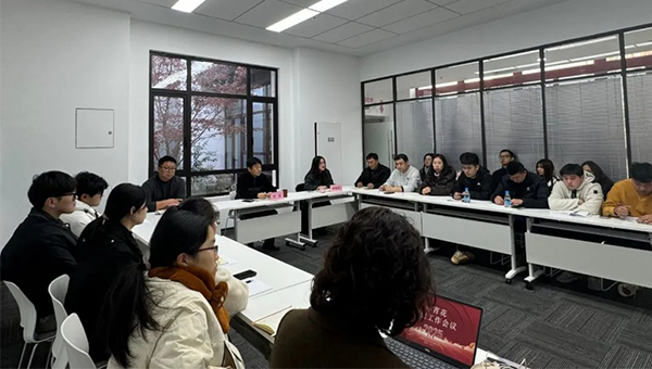 尊龙凯时[苏州景物园林设计,苏州景物园林施工,苏州文物古建修缮,苏州香山制造,苏州园林设计,苏州景物园林设计,苏州园林制造,苏州景物园林制造,苏州古修建修复]