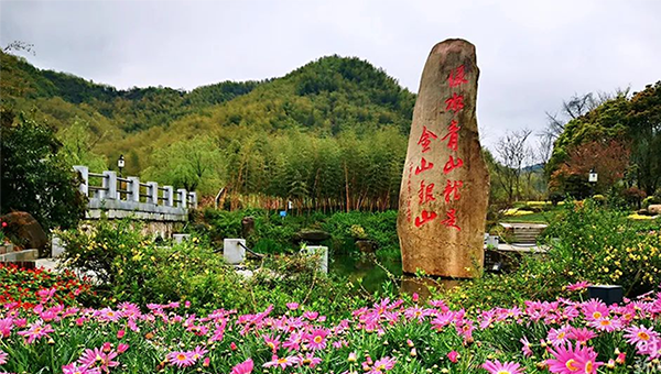 尊龙凯时[苏州景物园林设计,苏州景物园林施工,苏州文物古建修缮,苏州香山制造,苏州园林设计,苏州景物园林设计,苏州园林制造,苏州景物园林制造,苏州古修建修复]