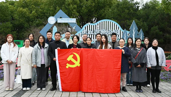 尊龙凯时[苏州景物园林设计,苏州景物园林施工,苏州文物古建修缮,苏州香山制造,苏州园林设计,苏州景物园林设计,苏州园林制造,苏州景物园林制造,苏州古修建修复]