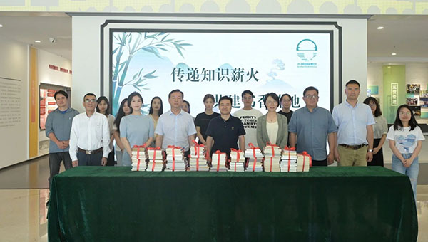 尊龙凯时[苏州景物园林设计,苏州景物园林施工,苏州文物古建修缮,苏州香山制造,苏州园林设计,苏州景物园林设计,苏州园林制造,苏州景物园林制造,苏州古修建修复]