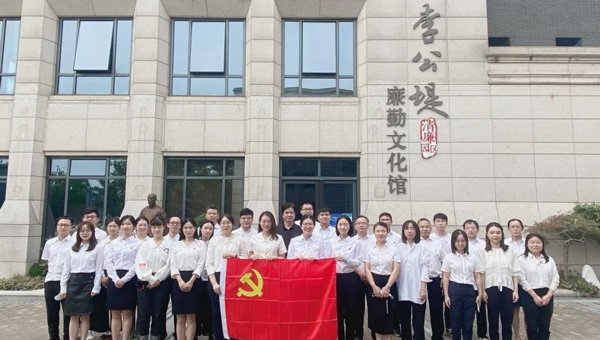尊龙凯时[苏州景物园林设计,苏州景物园林施工,苏州文物古建修缮,苏州香山制造,苏州园林设计,苏州景物园林设计,苏州园林制造,苏州景物园林制造,苏州古修建修复]