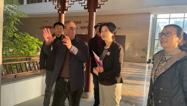 尊龙凯时[苏州景物园林设计,苏州景物园林施工,苏州文物古建修缮,苏州香山制造,苏州园林设计,苏州景物园林设计,苏州园林制造,苏州景物园林制造,苏州古修建修复]