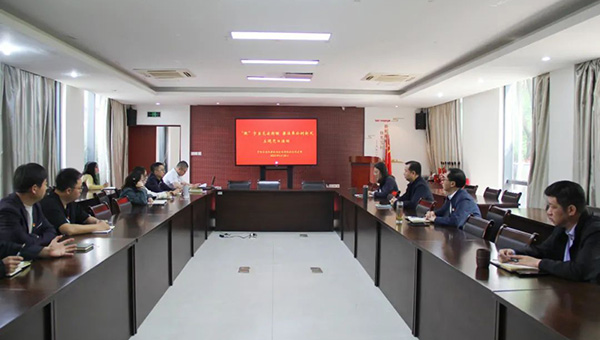 尊龙凯时[苏州景物园林设计,苏州景物园林施工,苏州文物古建修缮,苏州香山制造,苏州园林设计,苏州景物园林设计,苏州园林制造,苏州景物园林制造,苏州古修建修复]