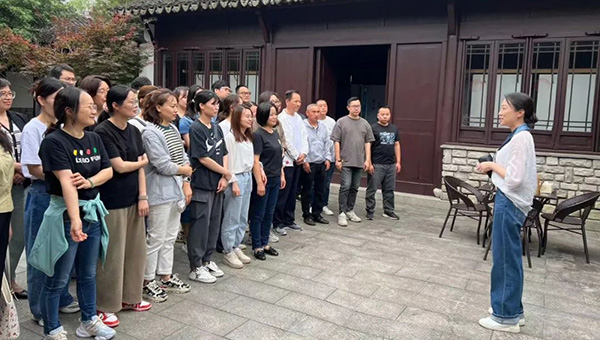 尊龙凯时[苏州景物园林设计,苏州景物园林施工,苏州文物古建修缮,苏州香山制造,苏州园林设计,苏州景物园林设计,苏州园林制造,苏州景物园林制造,苏州古修建修复]