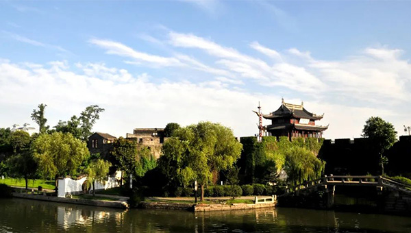 尊龙凯时[苏州景物园林设计,苏州景物园林施工,苏州文物古建修缮,苏州香山制造,苏州园林设计,苏州景物园林设计,苏州园林制造,苏州景物园林制造,苏州古修建修复]