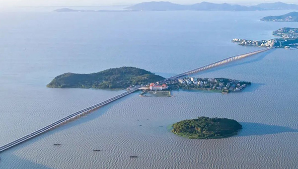 尊龙凯时[苏州景物园林设计,苏州景物园林施工,苏州文物古建修缮,苏州香山制造,苏州园林设计,苏州景物园林设计,苏州园林制造,苏州景物园林制造,苏州古修建修复]