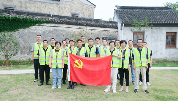 尊龙凯时[苏州景物园林设计,苏州景物园林施工,苏州文物古建修缮,苏州香山制造,苏州园林设计,苏州景物园林设计,苏州园林制造,苏州景物园林制造,苏州古修建修复]