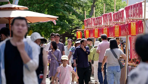 尊龙凯时[苏州景物园林设计,苏州景物园林施工,苏州文物古建修缮,苏州香山制造,苏州园林设计,苏州景物园林设计,苏州园林制造,苏州景物园林制造,苏州古修建修复]